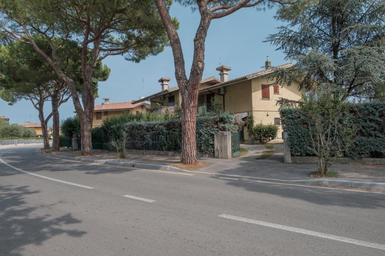 Villa Ida - 2 Bedrooms Apartment With Private Garden Sirmione Exterior foto