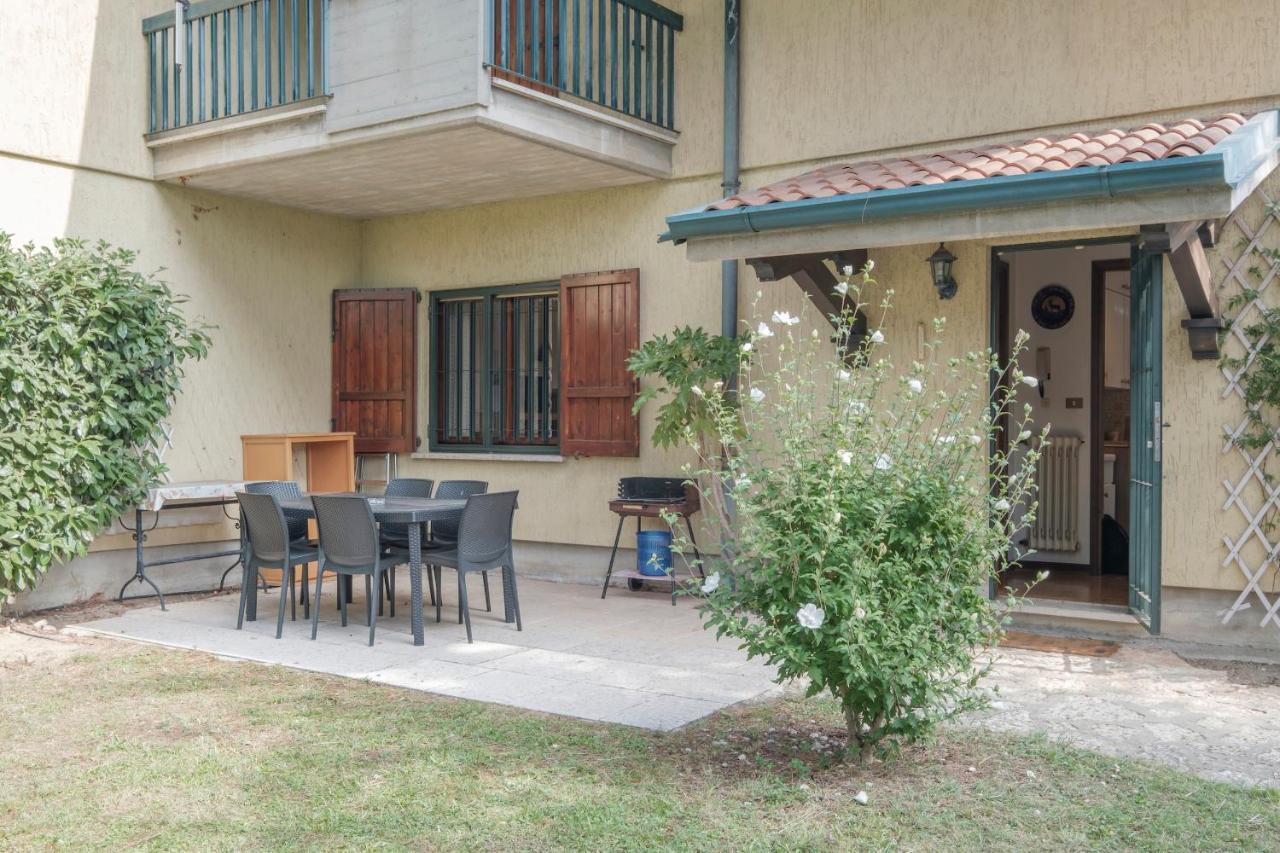 Villa Ida - 2 Bedrooms Apartment With Private Garden Sirmione Exterior foto